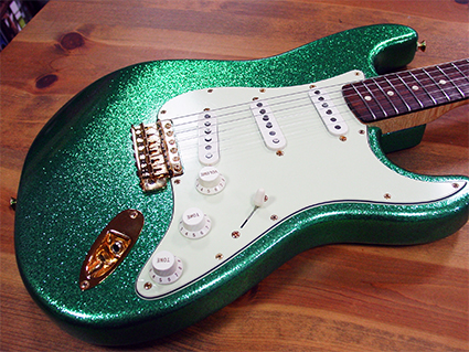 Fender フェンダー Custom 1960 Classic Stratocaster by Art Esparza