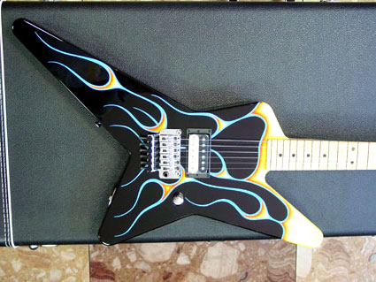 Wayne Guitars ウェインギター Star Hot Rod Flames